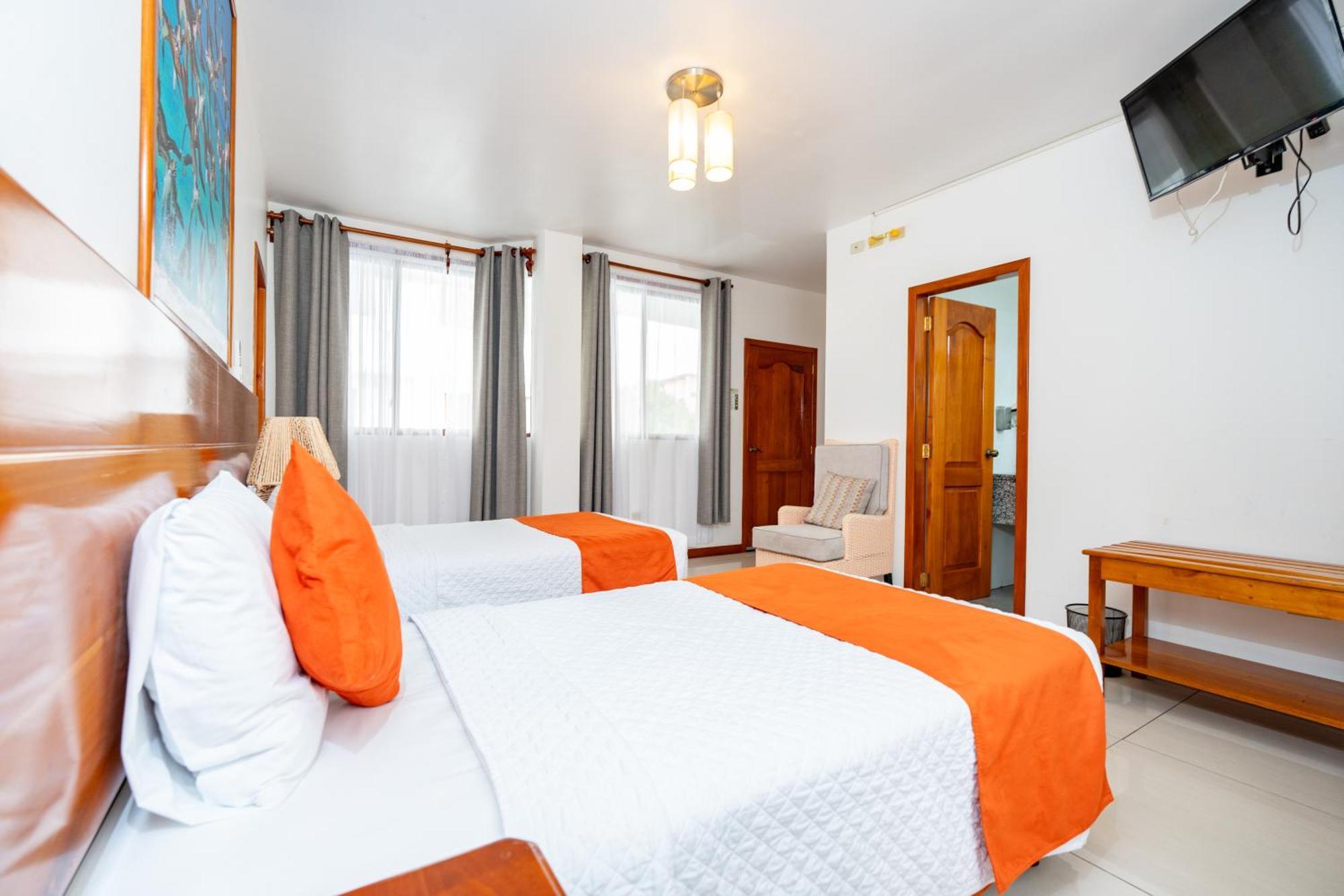 El Descanso Del Guia Puerto Ayora  Dış mekan fotoğraf